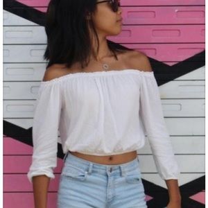 Brandy Melville Off-the-Shoulder Top O/S EUC